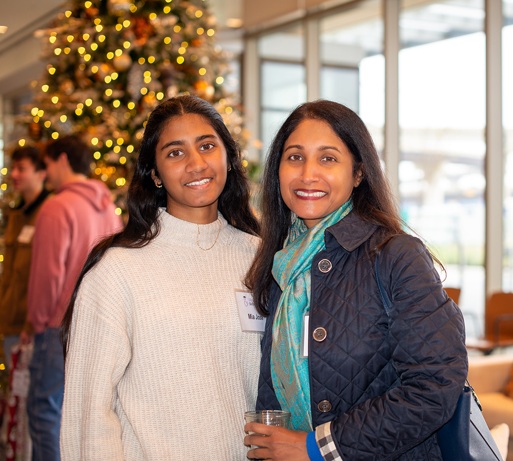 Single Mom Scholar -Holiday Happiness 2025